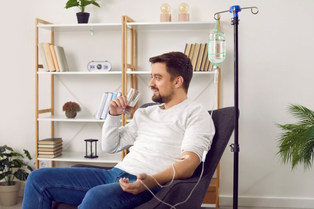 Leczenie uzależnień: priorytet to detoks, terapia 6–12 tyg. i zapobieganie nawrotom; metody CBT, terapia motywująca, 12 kroków, esperal.